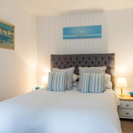 Cute 1 Bed Apartment 2 Mins From The Sea - Sleeps 4, Flat 8 The Gables, Church Street, Lyme Regis Dış mekan fotoğraf