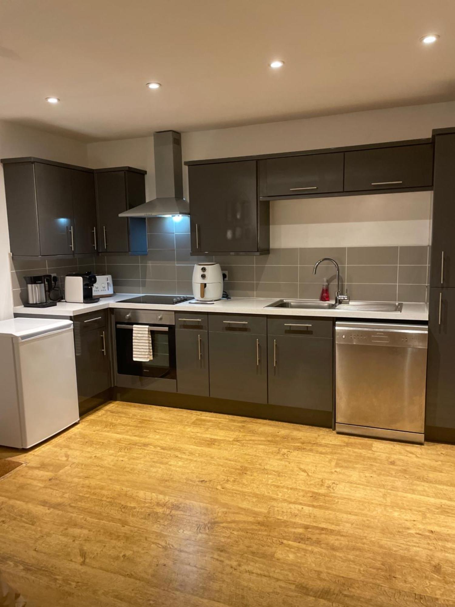 Cute 1 Bed Apartment 2 Mins From The Sea - Sleeps 4, Flat 8 The Gables, Church Street, Lyme Regis Dış mekan fotoğraf