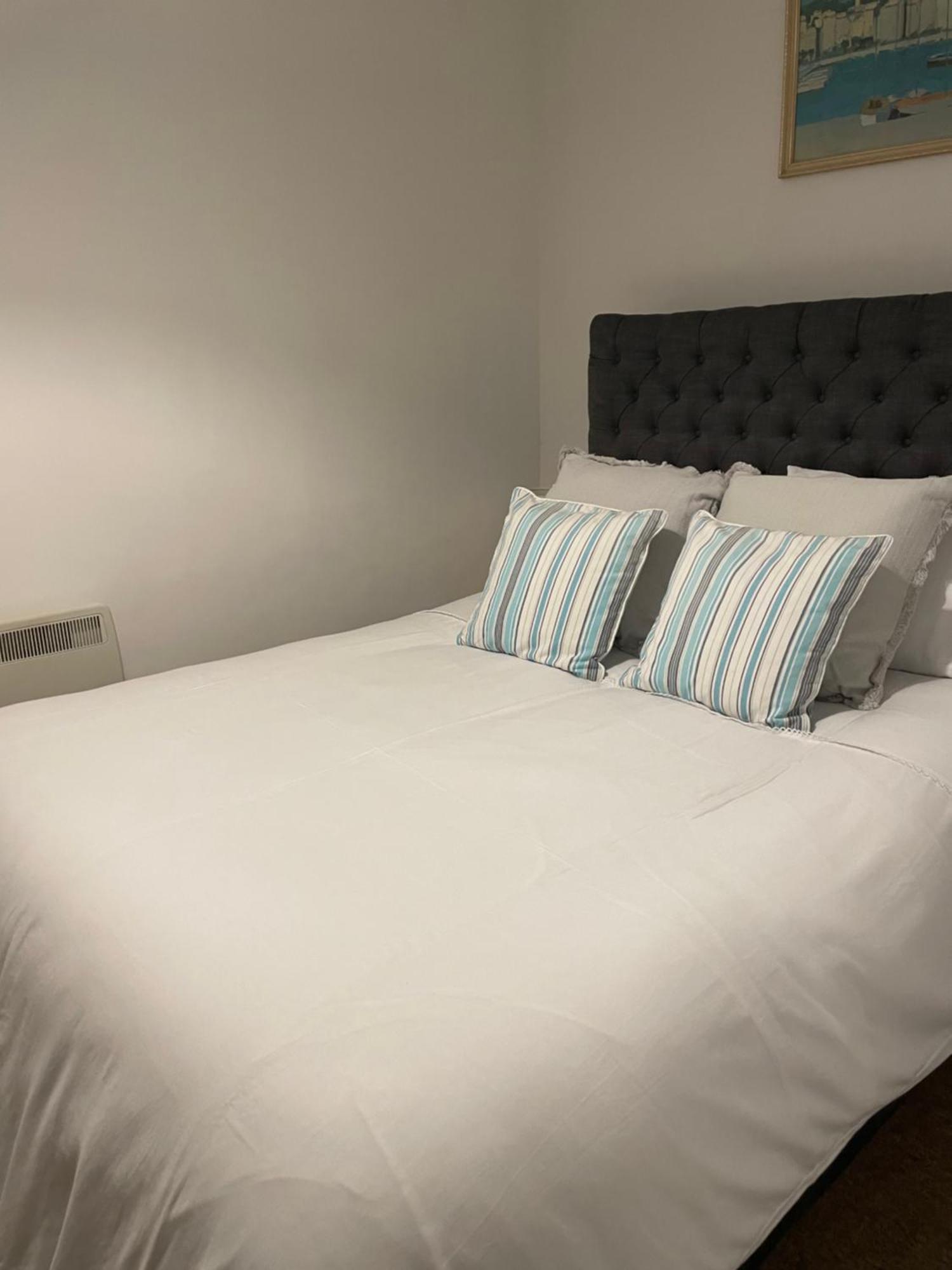 Cute 1 Bed Apartment 2 Mins From The Sea - Sleeps 4, Flat 8 The Gables, Church Street, Lyme Regis Dış mekan fotoğraf